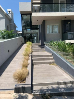 Villa Edén Departamento 1 Dormitorio con Cochera